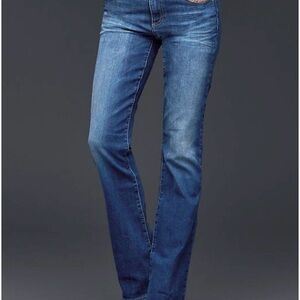 GAP Women's bootcut Blue Jeans
